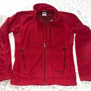 Patagonia lightweight r4 jacket Burgundy fleece Women's size medium